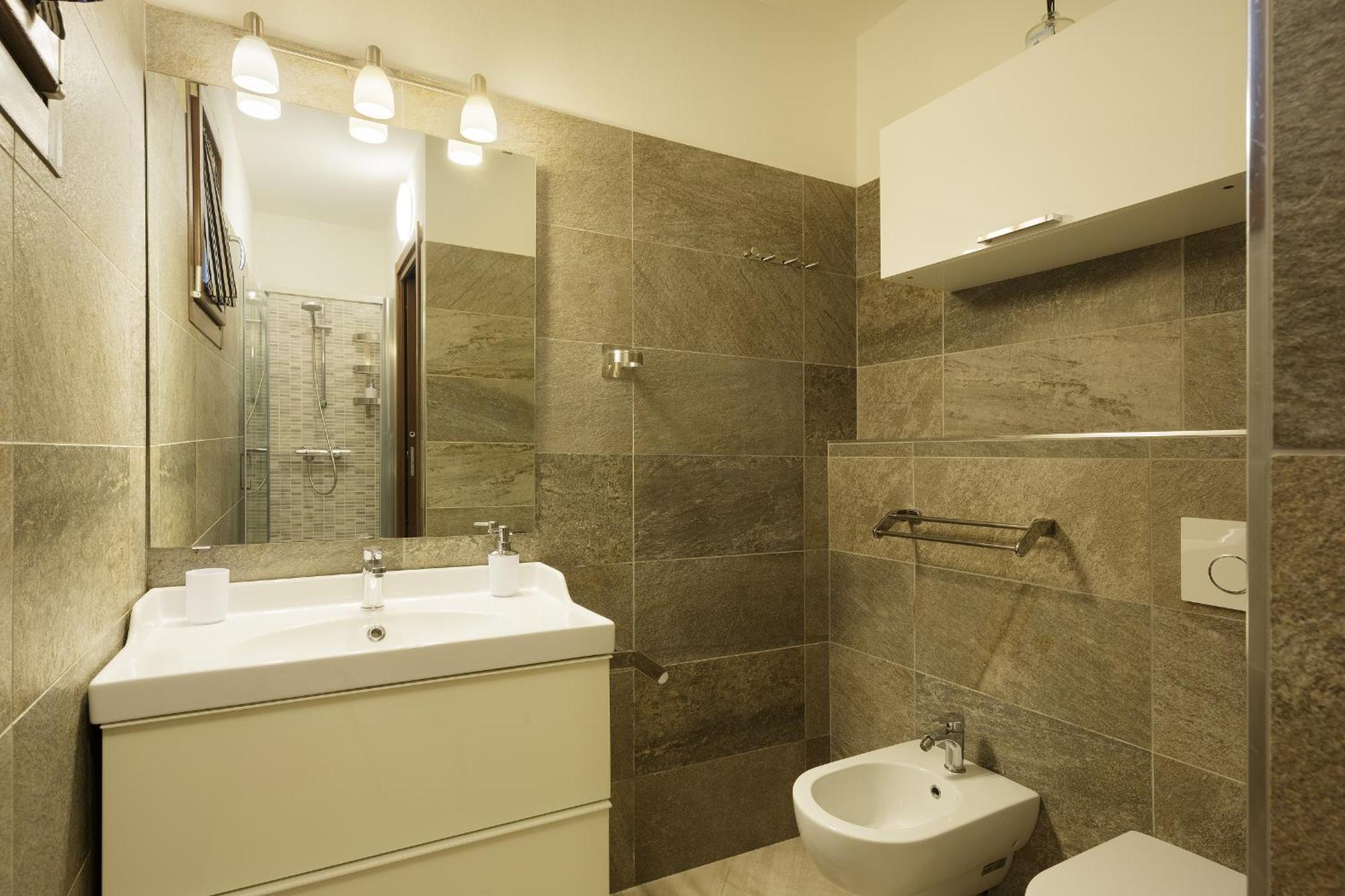 Il Glicine Apartment Montano Lucino Ngoại thất bức ảnh